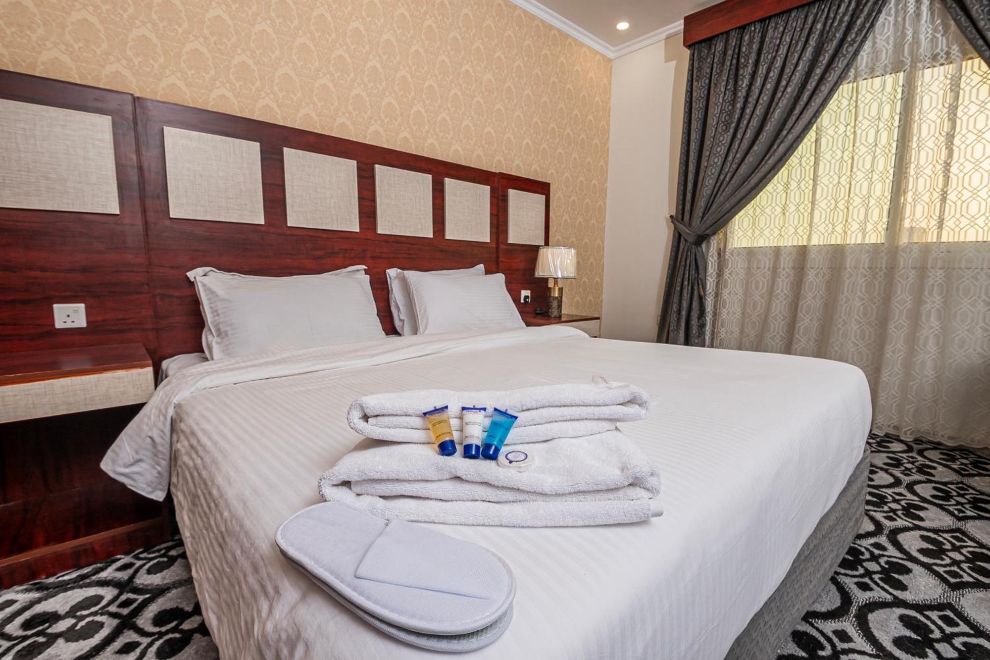 Ghalyt Ohud Aparthotel Medina Buitenkant foto